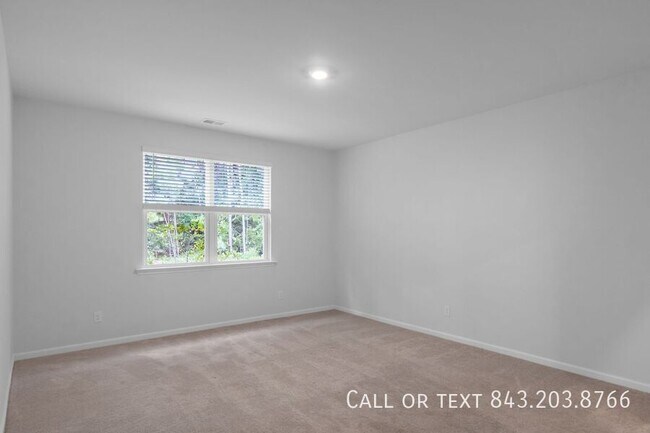 Building Photo - 212 Sweet Cherry Ln