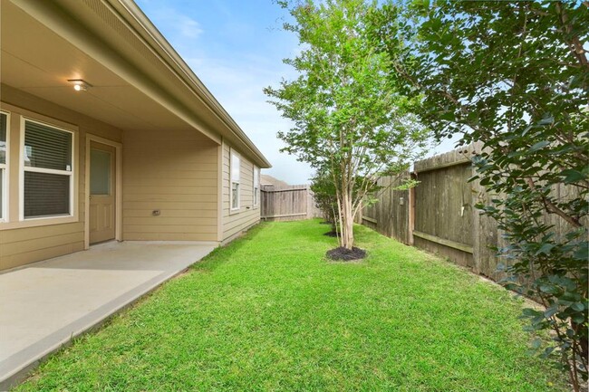 Building Photo - 15603 Walnut Leaf Ln