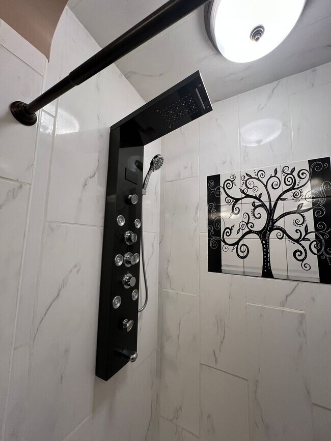 Building Photo - 3 Bedroom/2.5 Bathroom Home in Peoria for Lease