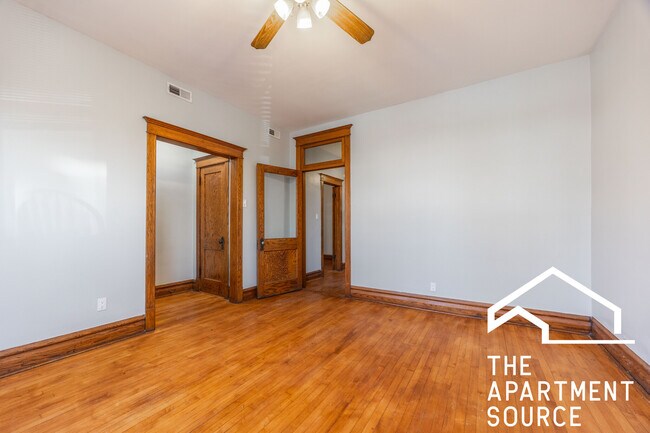 Building Photo - 2519 S Millard Ave