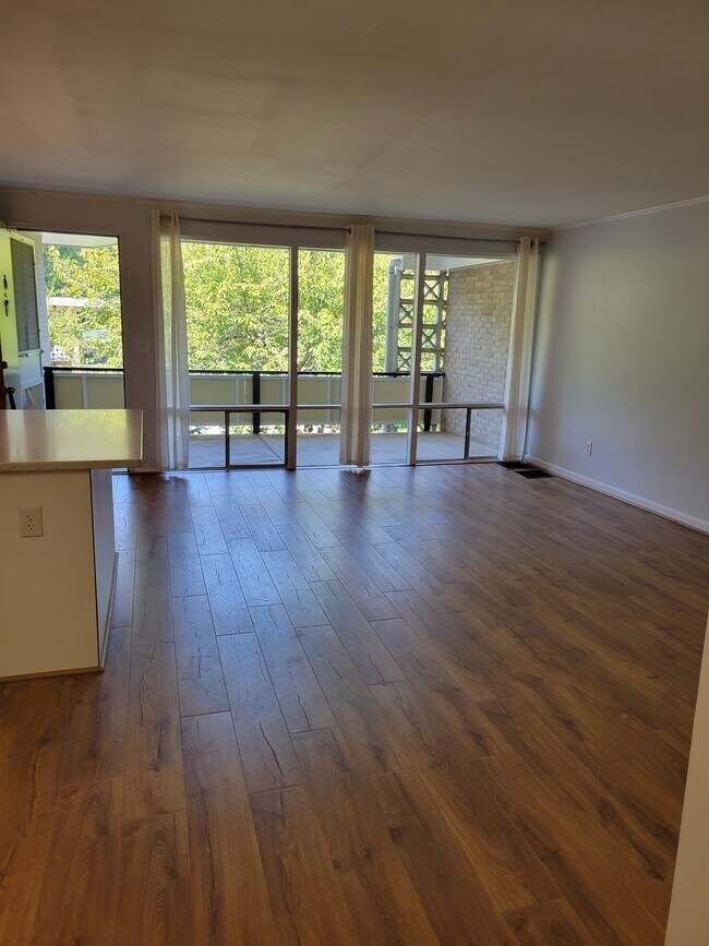 Building Photo - 7533 Spring Lake Dr