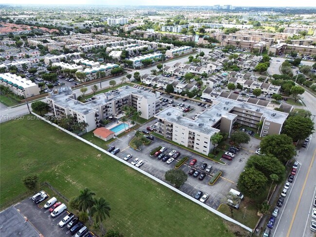 Building Photo - 8500 NW 8th St