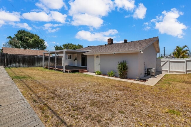 Building Photo - 14310 Ostend Dr