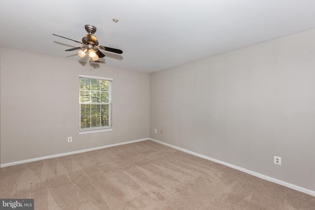 Building Photo - 3805 Sunnyfield Ct