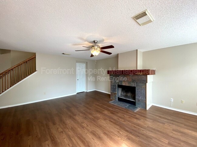Building Photo - 2510 Village Pkwy