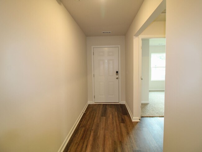 Building Photo - 9922 Sequoyah Cv Dr SE
