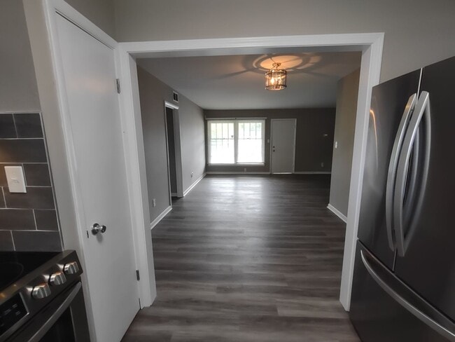 Building Photo - Newly Renovated Condo located in "Coventry...