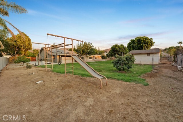 Building Photo - 4683 Teasdale Ave