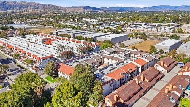 Building Photo - 9960 Owensmouth Ave