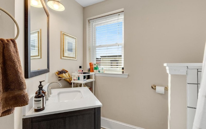 Building Photo - 722 S 22nd St