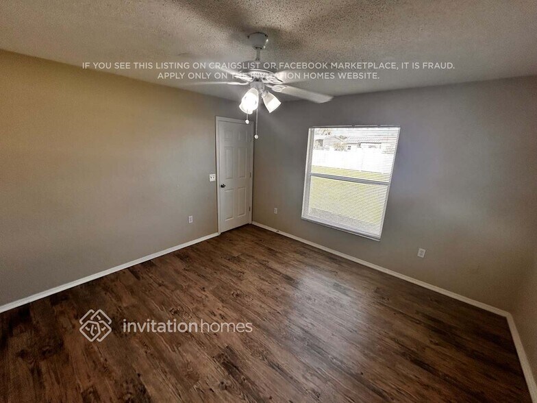 Building Photo - 8425 Split Creek Cir