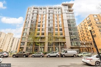 Building Photo - 440 L St NW