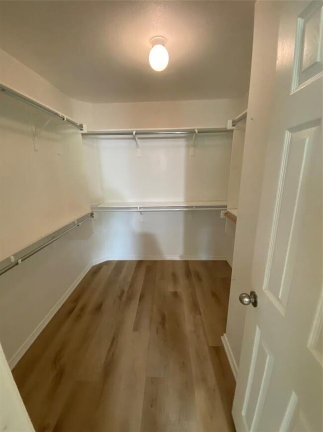 Building Photo - 2307 Paradise Ridge Dr