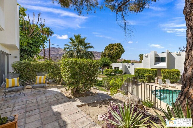 Building Photo - 48756 Desert Flower Dr