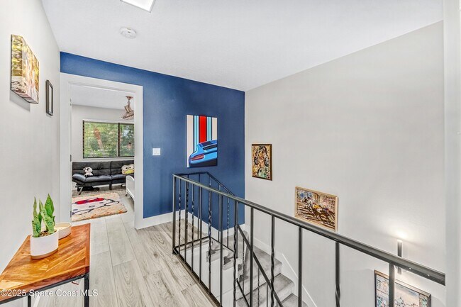 Building Photo - 656 Jubilee St