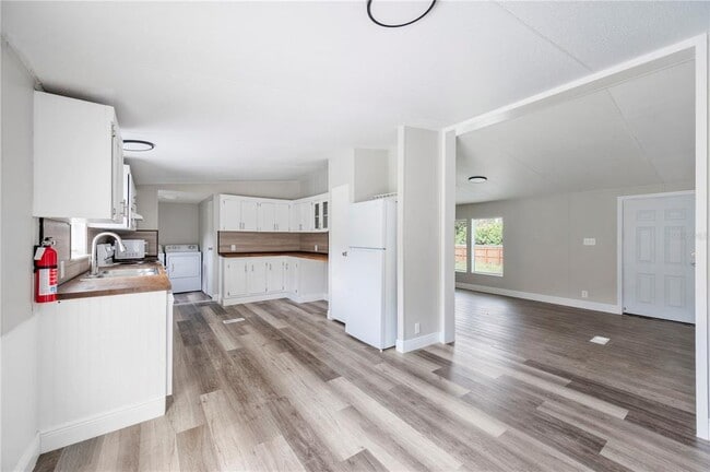 Building Photo - 4129 Woodsridge Dr