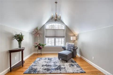 Building Photo - 6 Romano Ct