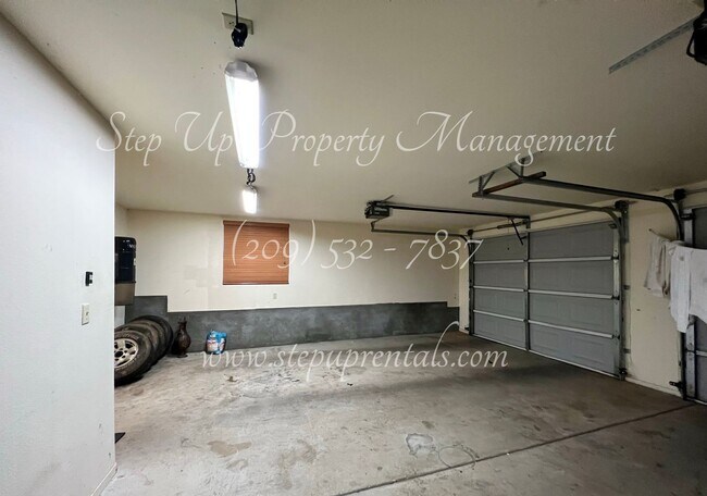 Building Photo - Spacious 4 Bed 2 Bath Home in Lovely Twain Harte Community!