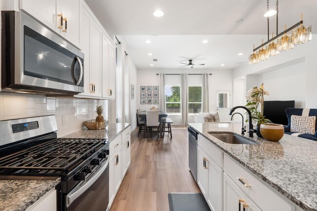 Building Photo - 232 Manassas Dr