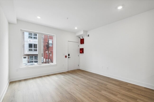 Building Photo - 1834 N 18th St