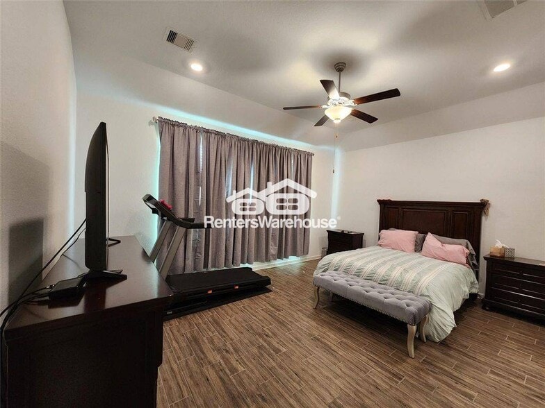 Building Photo - 14007 Hartford Heights Wy