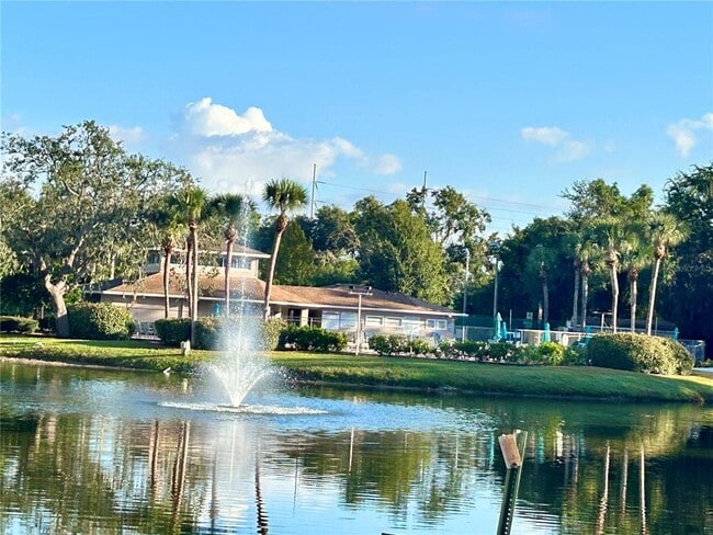 Building Photo - 4908 Myrtle Oak Dr