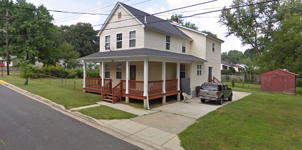 Primary Photo - 5200 Kenesaw St