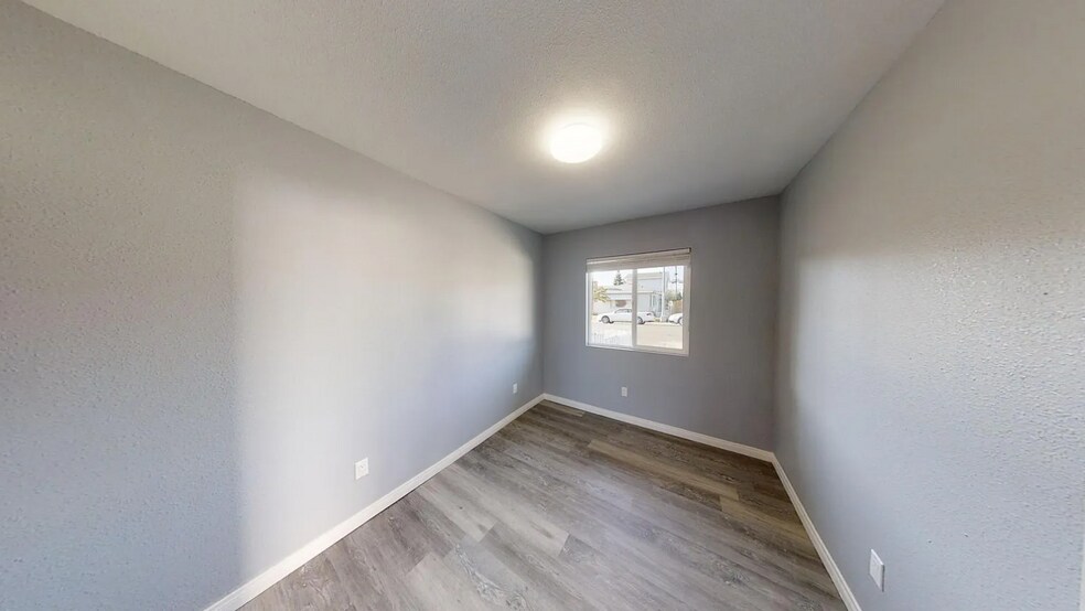 Building Photo - 6165 Mary Lane Dr