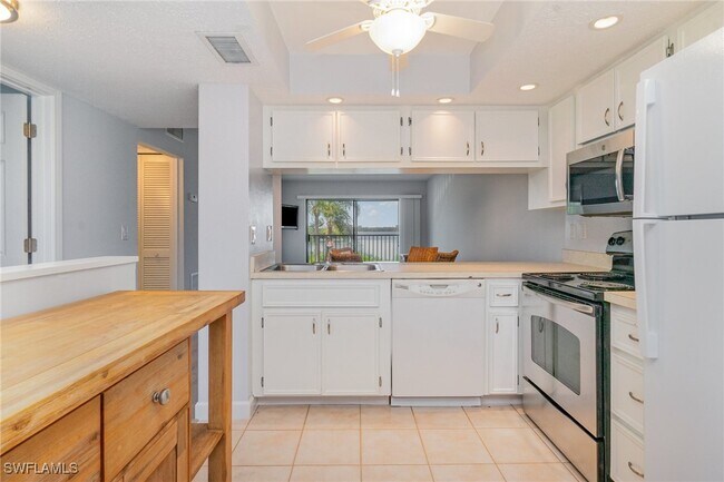 Building Photo - 4835 Bonita Beach Rd SW