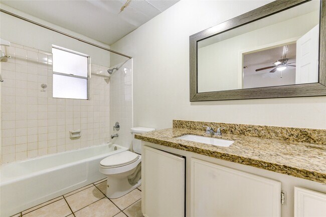 Building Photo - 8107 Durklyn Ln