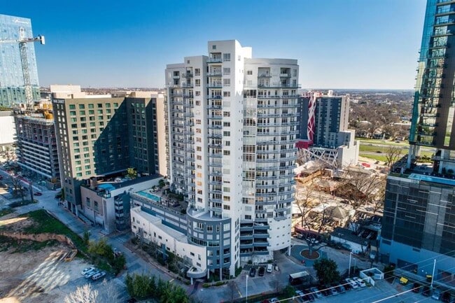 The Shore Building - 603 Davis St