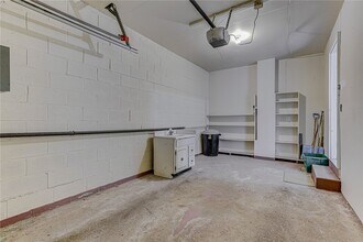 Building Photo - 79 Wintergreen Way