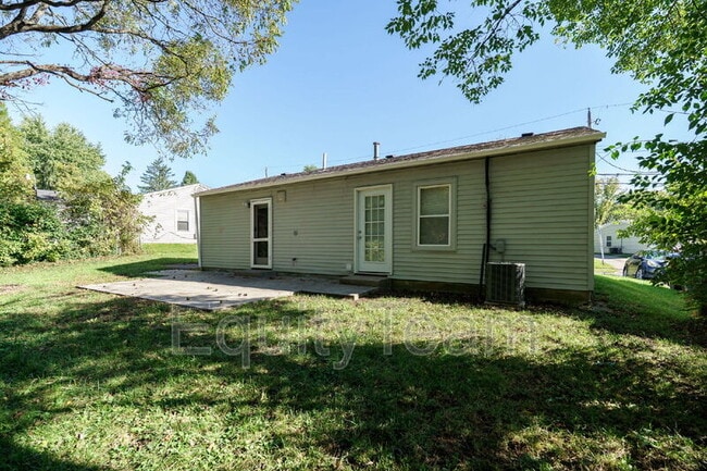 Building Photo - 9751 Marino Dr