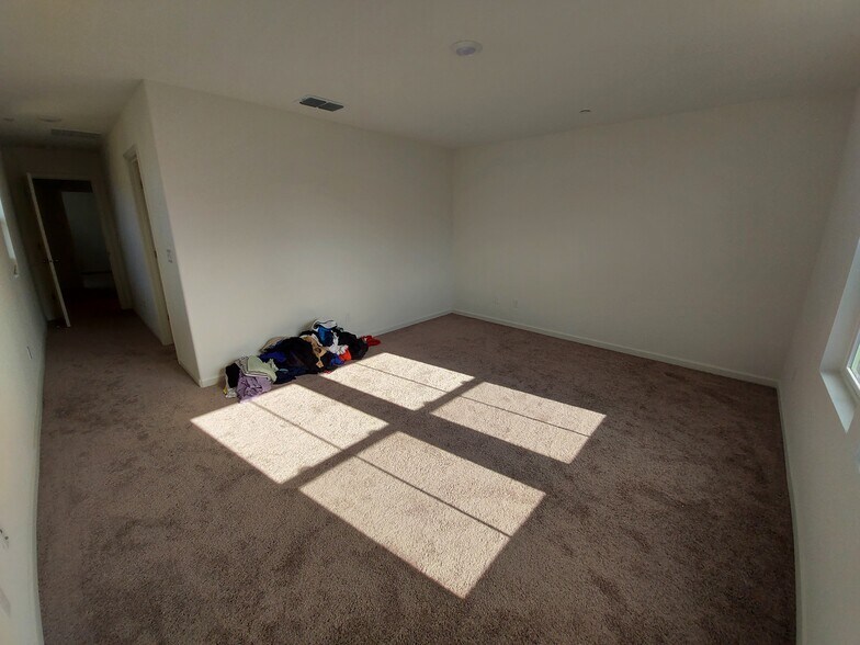 Master Bedroom - 2nd floor - 7862 Paseo de Daly