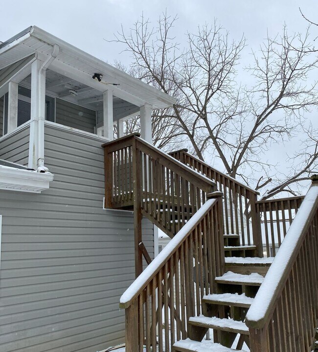 Primary Photo - 428 Lamont St