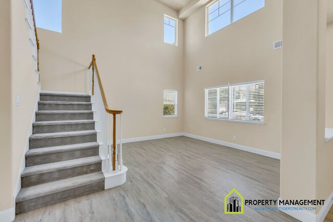 Building Photo - Luxury 5-BR Home Rental in Elk Grove