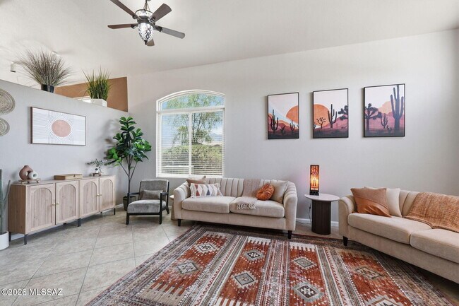 Building Photo - 12884 N Pioneer Way