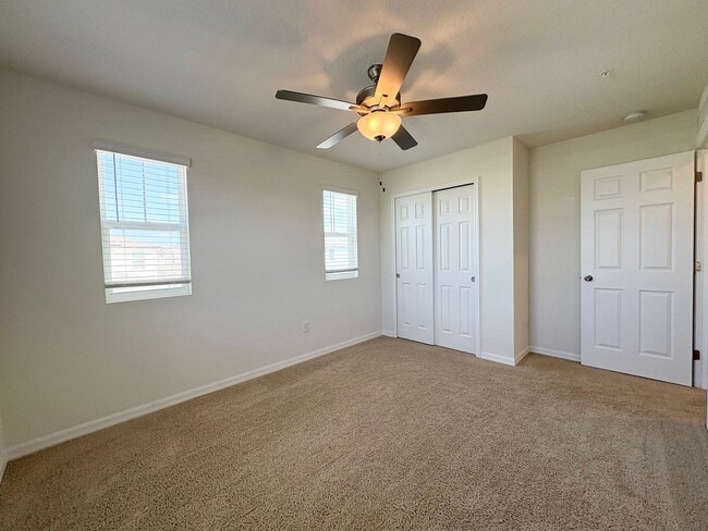 Building Photo - Newly Built, Water View, Luxury Executive ...