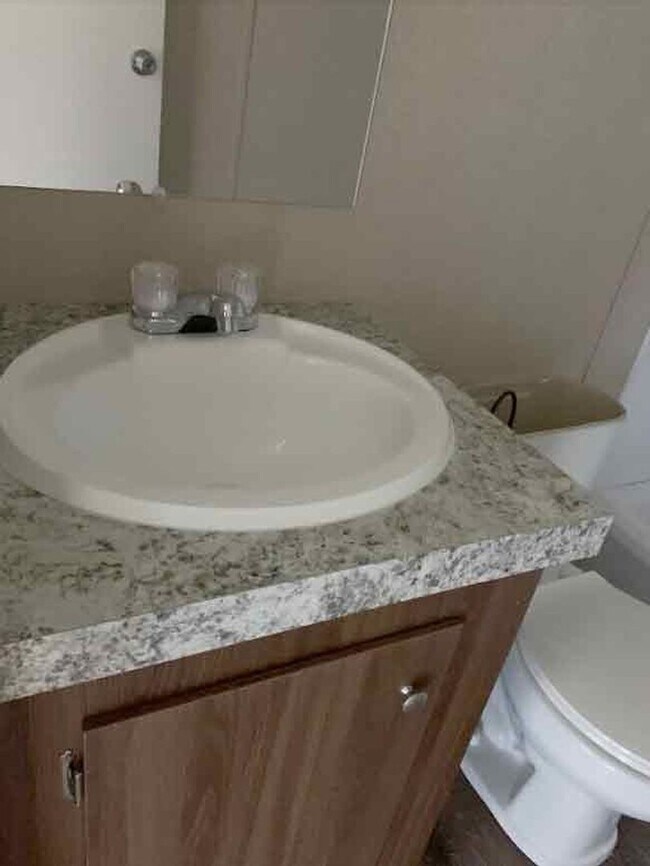 Building Photo - Charming 3BR House in Delco