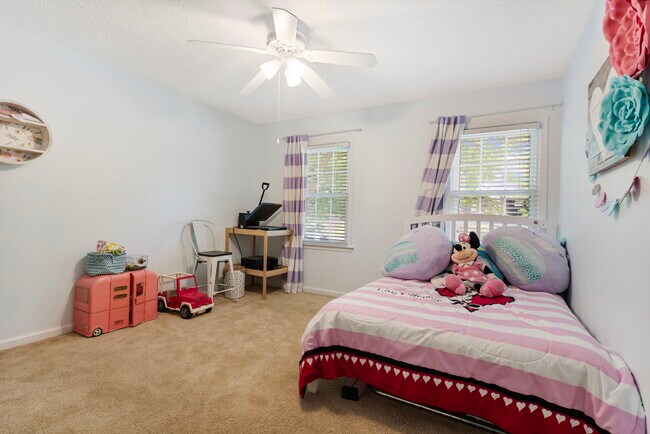 Building Photo - 431 Duckworth Dr