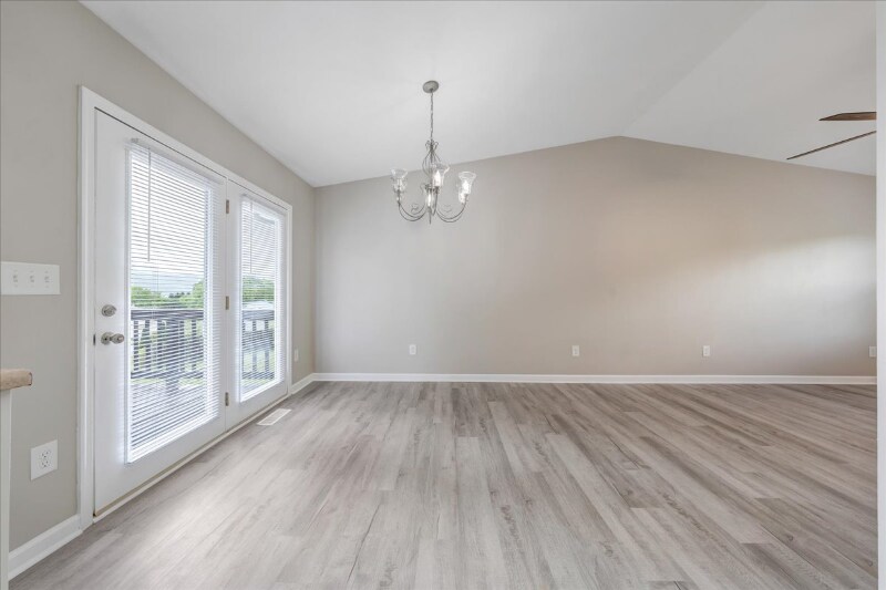 Building Photo - 165 N Rome Dr