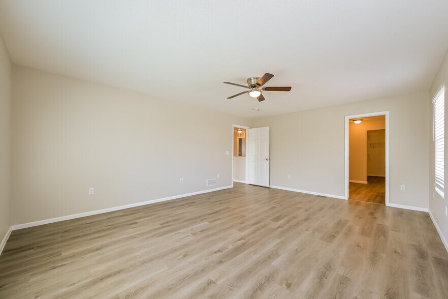Building Photo - 5588 Jebel Ct