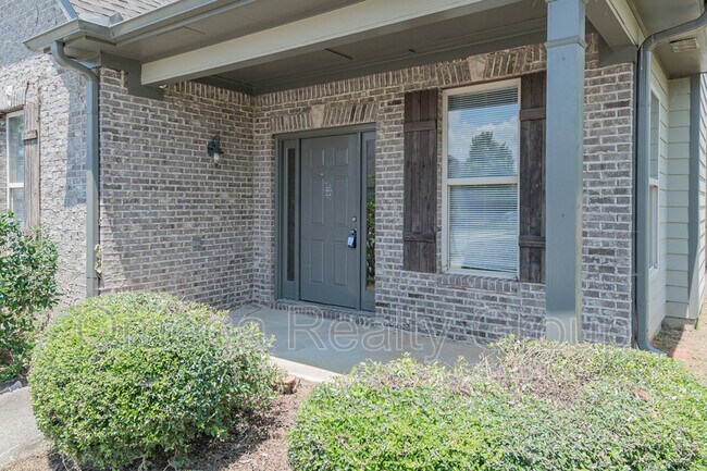 Building Photo - 1020 Washington Dr