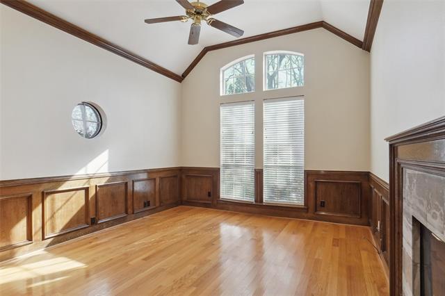 Building Photo - 300 Timber Lake Dr