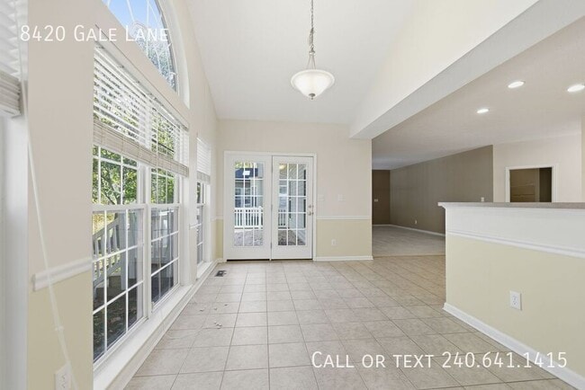 Building Photo - 8420 Gale Ln