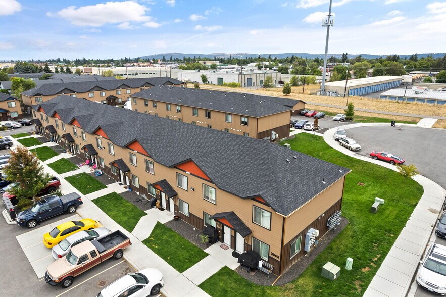 Building Photo - 304 S Skipworth Rd