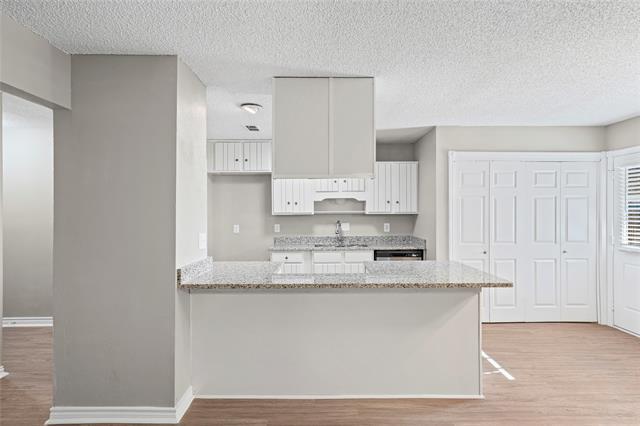 Building Photo - 565 Park Center Blvd