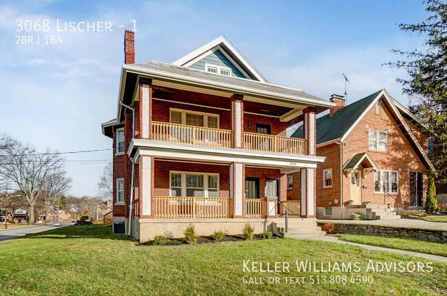 Building Photo - Spacious, gorgeous renovation