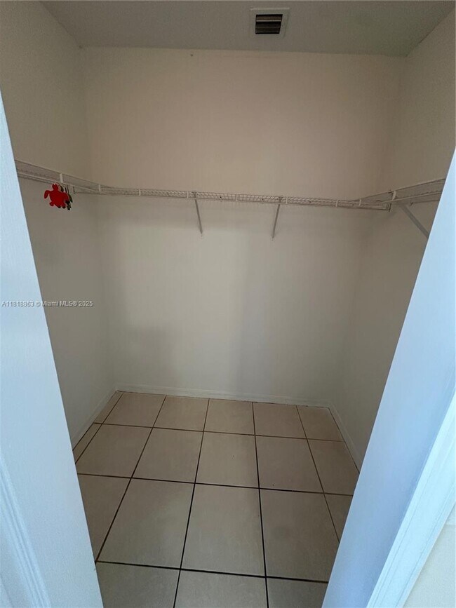 Building Photo - 10869 SW 88th Terrace