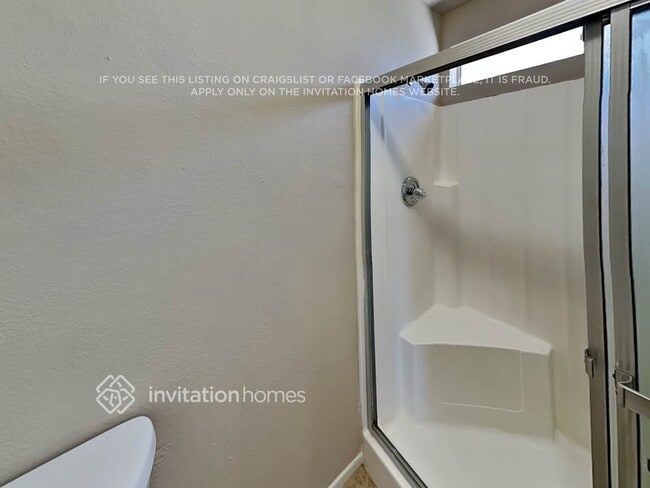 Building Photo - 9838 N 48th Dr